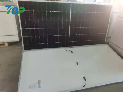 耐風圧2400Pa・耐積雪5400Pa対応の高耐久太陽光発電モジュール強度試験イメージ